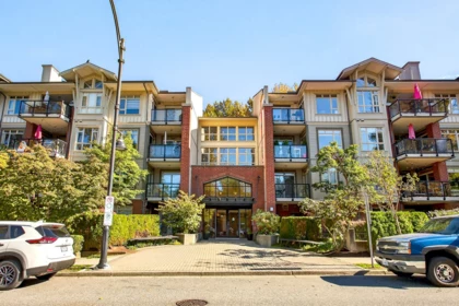 111 100 Capilano Road, Port Moody, BC, Port Moody — Apartment/Condo for sale
