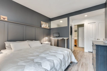 Guest Bathroom Photo of 307 15368 16a Avenue, Surrey, BC