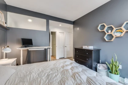 Powder Room Photo of 307 15368 16a Avenue, Surrey, BC