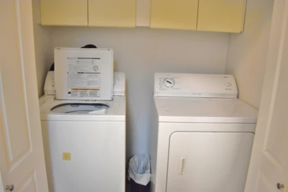 Guest Bathroom Photo of 105 45775 Spadina Avenue, Chilliwack, BC