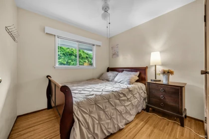 Hallway Photo of 11949 220 Street, Maple Ridge, BC
