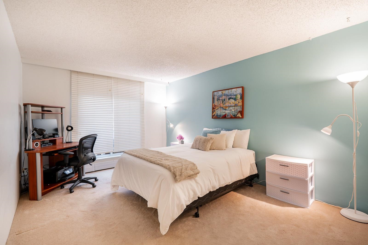 Guest Bathroom Photo of 305 11881 88 Avenue, Delta, BC