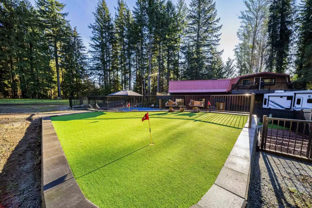 Living Room Photo of 12468 Carr Street, Mission, BC