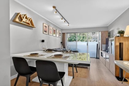 211 230 Mowat Street, New Westminster, BC, Uptown NW — 2 bed apartment/condo for sale