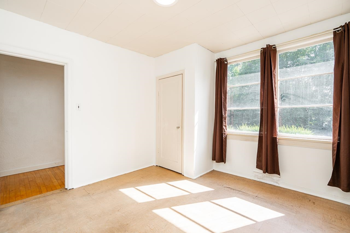 Loft / Bonus Room Photo of 2212 Old Dollarton Road, North Vancouver, BC