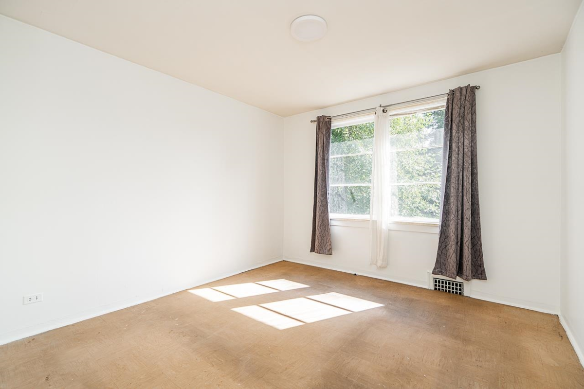 Mudroom Photo of 2212 Old Dollarton Road, North Vancouver, BC