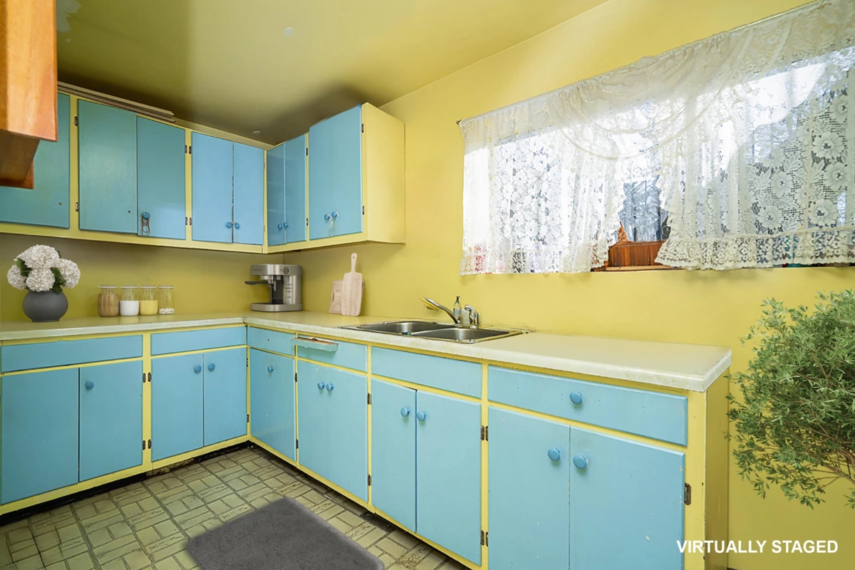 Outdoor Patio Photo of 2212 Old Dollarton Road, North Vancouver, BC