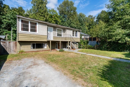 2212 Old Dollarton Road, North Vancouver, BC