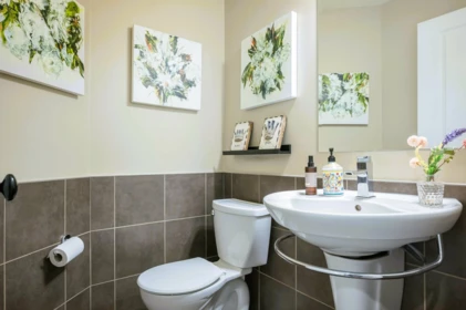 Guest Bathroom Photo of 9352 Singh Street, Langley, BC