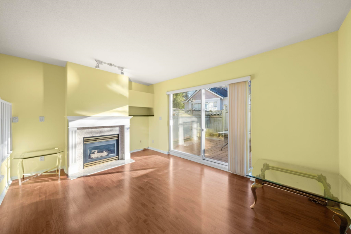 Bedroom 3 Photo of 27 6670 Rumble Street, Burnaby, BC