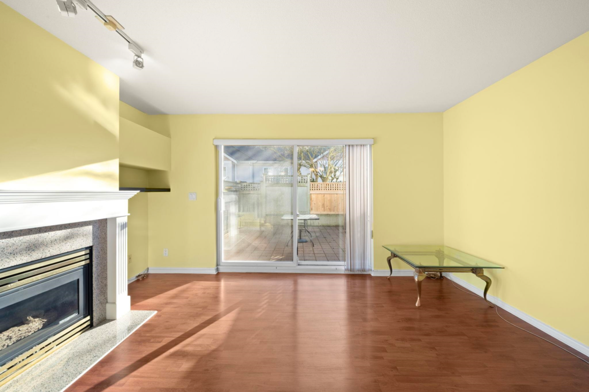 Bedroom 4 Photo of 27 6670 Rumble Street, Burnaby, BC