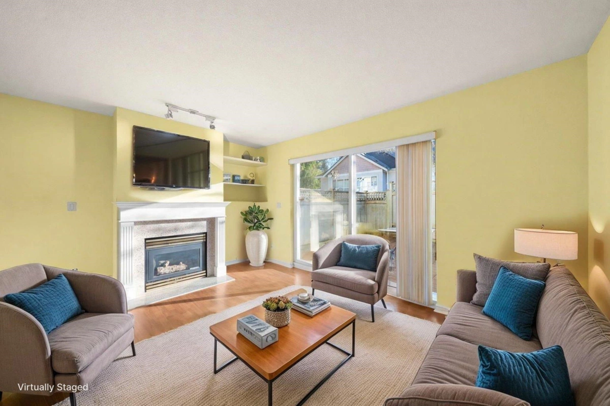 Family Room Photo of 27 6670 Rumble Street, Burnaby, BC