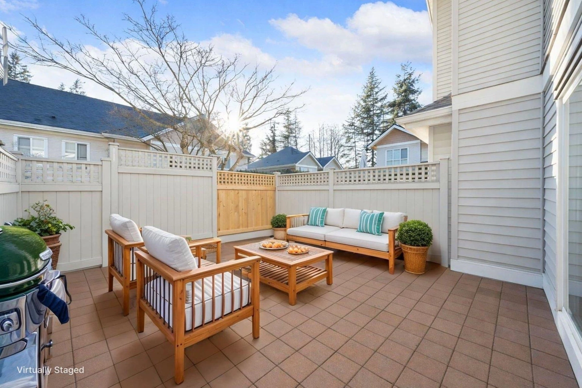 Pantry Photo of 27 6670 Rumble Street, Burnaby, BC