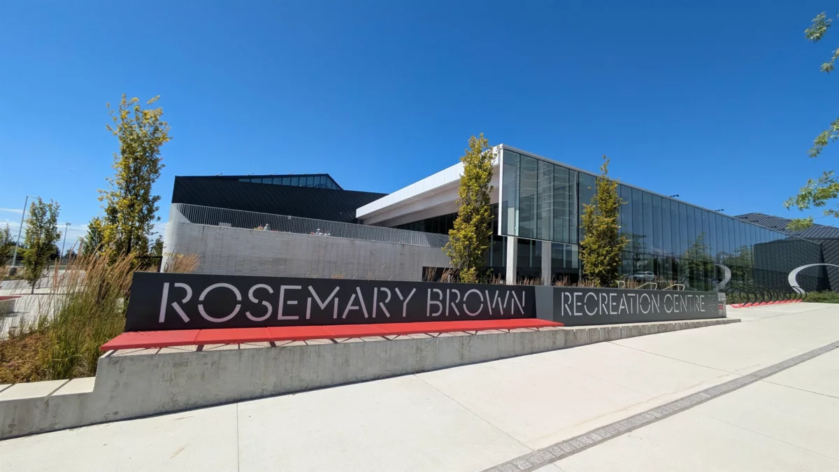 Swimming Pool Photo of 27 6670 Rumble Street, Burnaby, BC