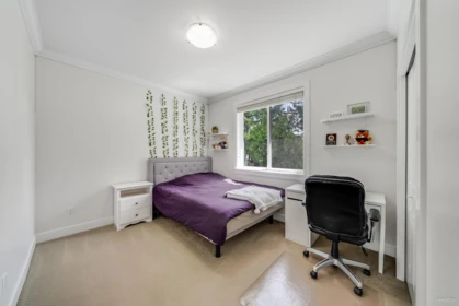 Garden / Landscaping Photo of 15688 92 Avenue, Surrey, BC