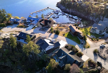Hot Tub / Spa Photo of 39 4622 Sinclair Bay Road, Garden Bay, BC