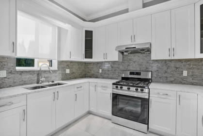 Primary Bedroom Photo of 18407 59a Avenue, Surrey, BC