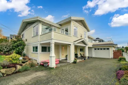 1050 Parker Street, White Rock, BC, White Rock — Single Family Residence for sale