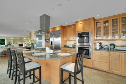 Kitchen Island Photo of 1050 Parker Street, White Rock, BC