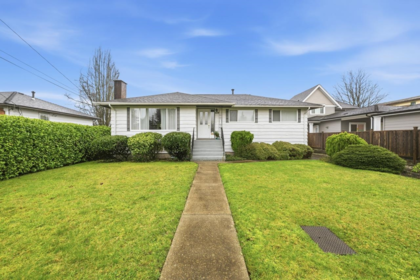 474 Dixon Street, New Westminster, BC, New Westminster — Single Family Residence for sale