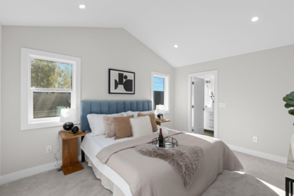 Guest Bathroom Photo of 102 16622 18a Avenue, Surrey, BC