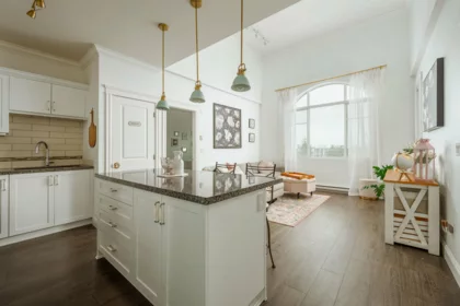 410 11882 226 Street, Maple Ridge, BC, East Central — 2 bed apartment/condo for sale