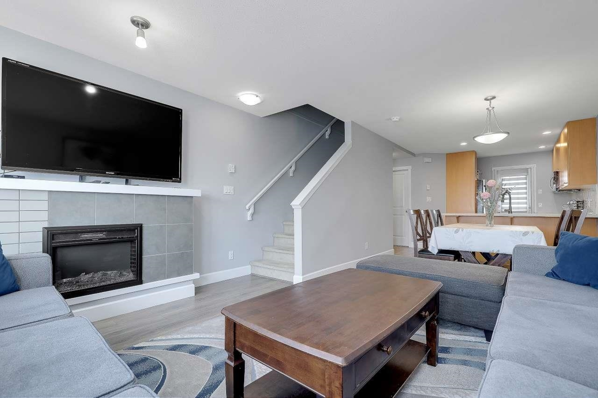 Breakfast Nook Photo of 40 7370 Stride Avenue, Burnaby, BC