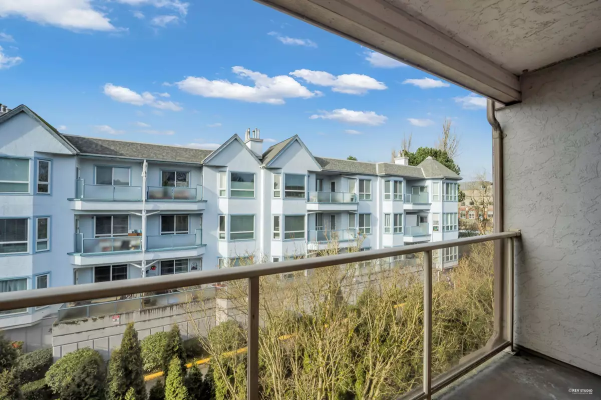Bedroom 2 Photo of 305 8720 Lansdowne Road, Richmond, BC