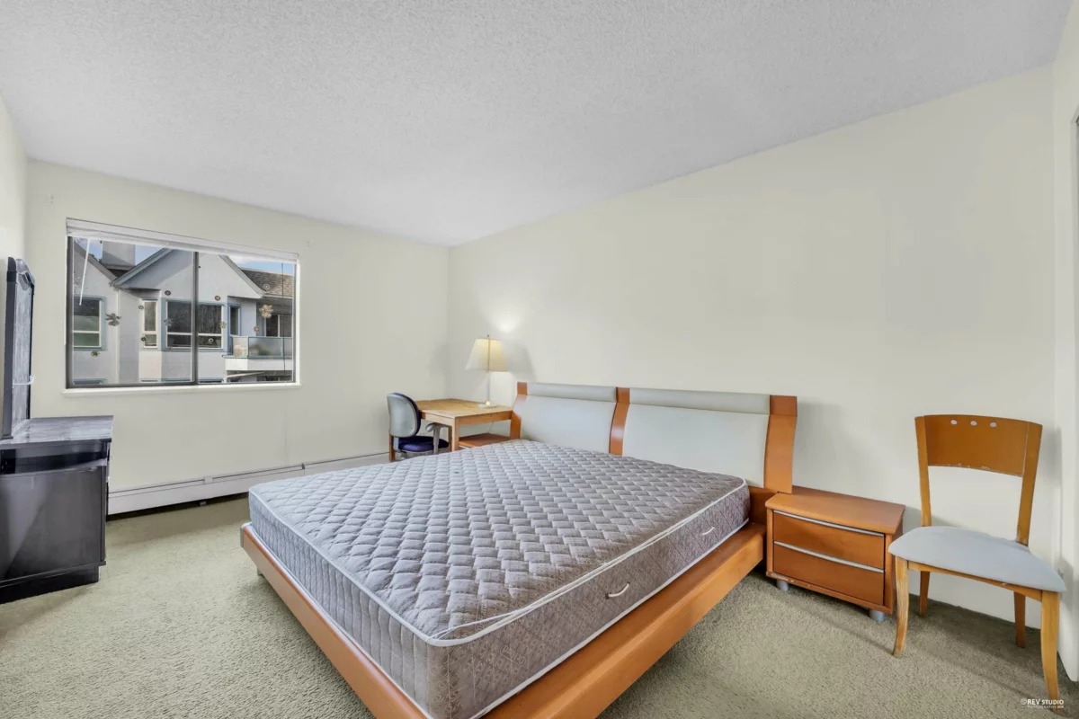 Kitchen Photo of 305 8720 Lansdowne Road, Richmond, BC