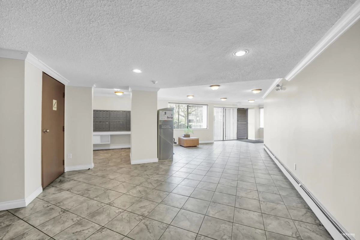 Primary Bathroom Photo of 305 8720 Lansdowne Road, Richmond, BC