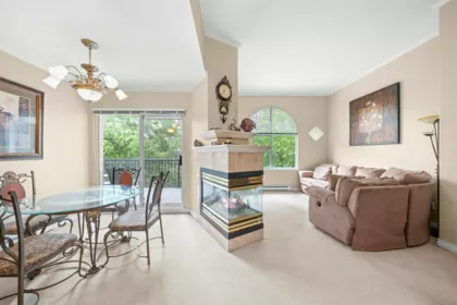 423 1185 Pacific Street, Coquitlam, BC, Coquitlam — 1 bed apartment/condo for sale