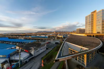 808 3333 Corvette Way, Richmond, BC, West Cambie — 2 bed apartment/condo for sale