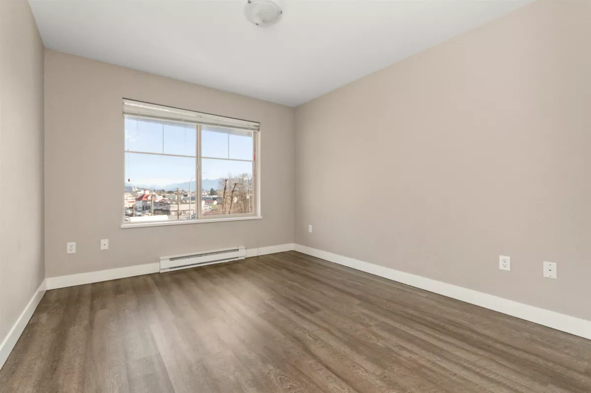 Bedroom 2 Photo of 402 45561 Yale Road, Chilliwack, BC
