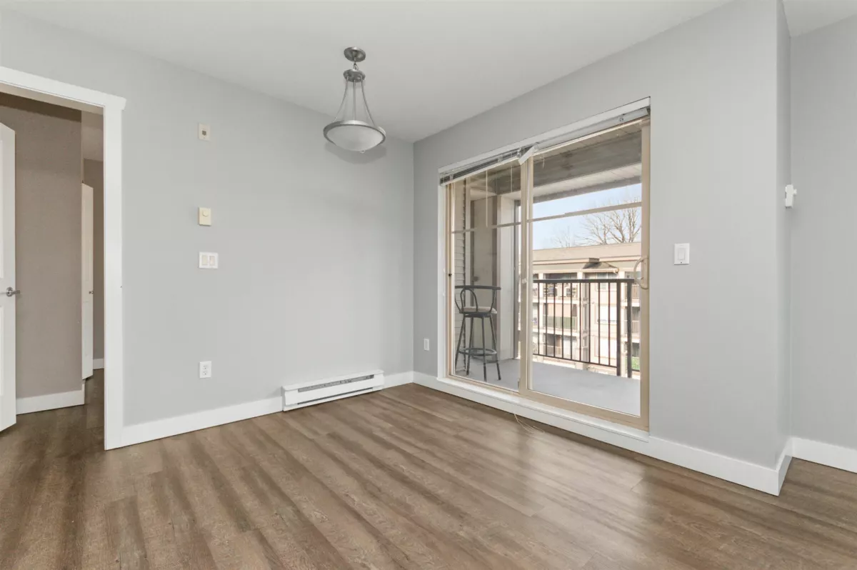 Dining Area Photo of 402 45561 Yale Road, Chilliwack, BC