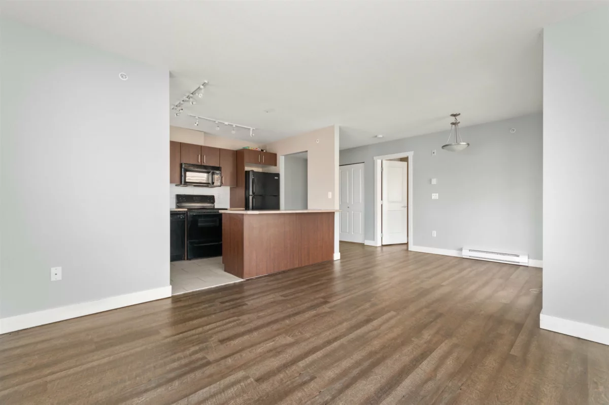 Exterior Rear Photo of 402 45561 Yale Road, Chilliwack, BC