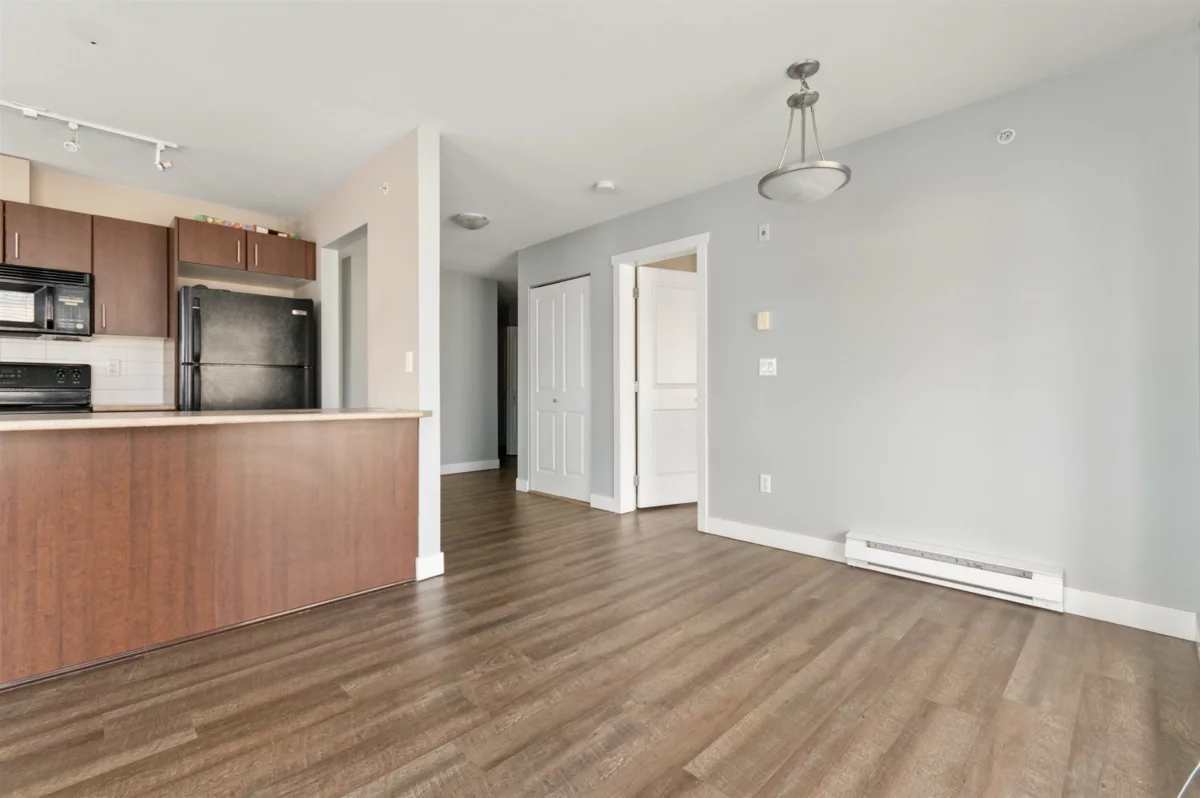 Family Room Photo of 402 45561 Yale Road, Chilliwack, BC