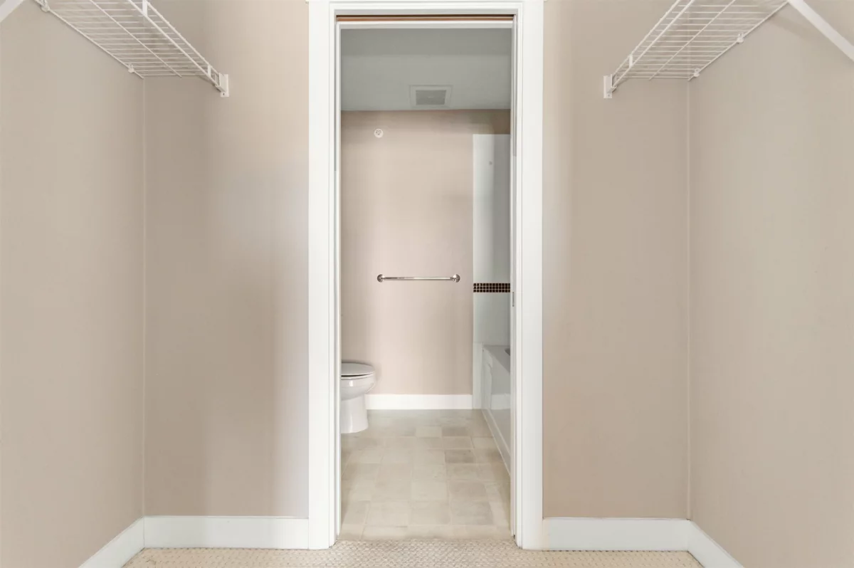 Guest Bathroom Photo of 402 45561 Yale Road, Chilliwack, BC