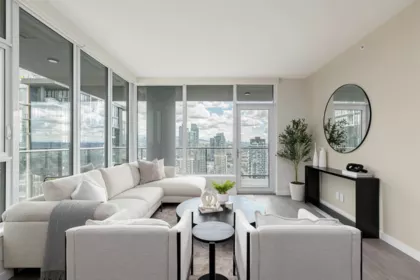 605 4168 Lougheed Highway, Burnaby, BC