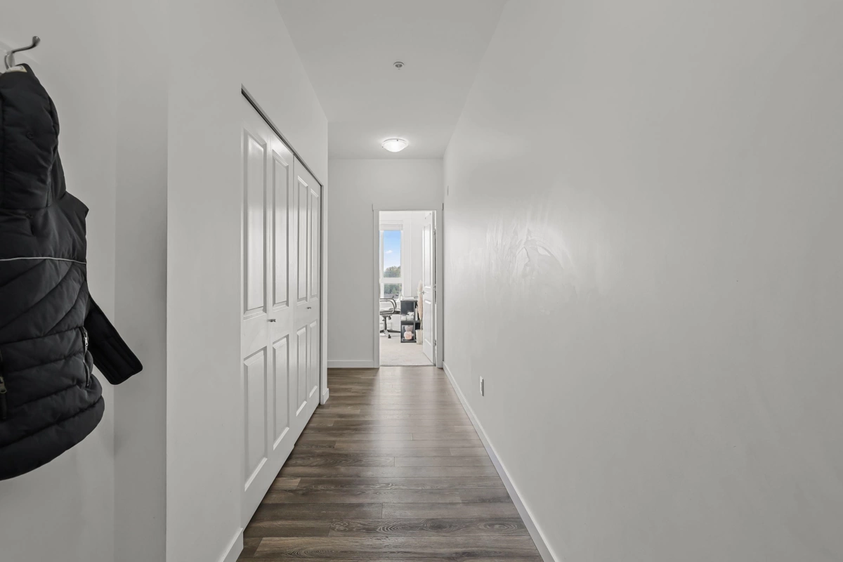 Breakfast Nook Photo of 303 13628 81a Avenue, Surrey, BC