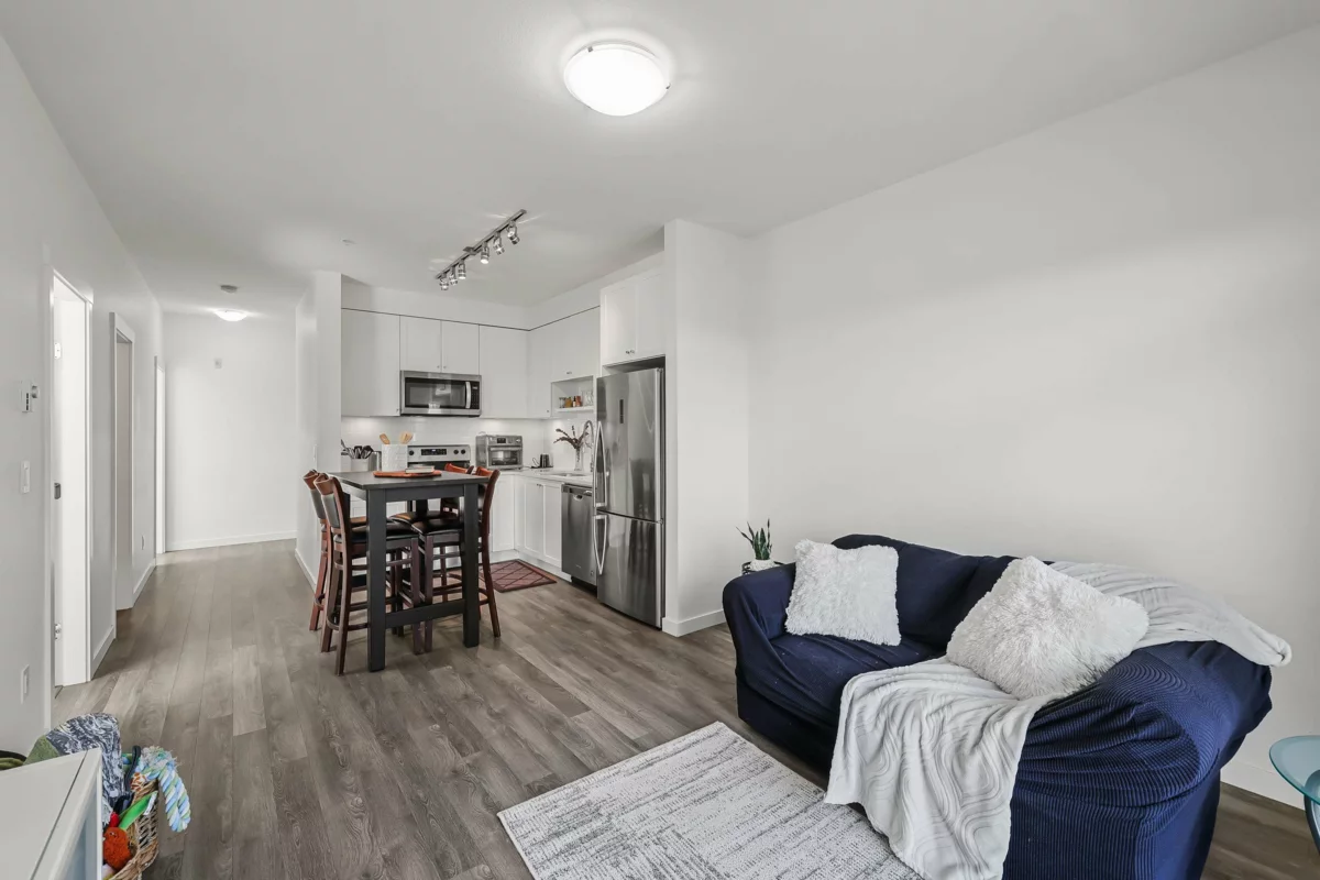 Kitchen Photo of 303 13628 81a Avenue, Surrey, BC