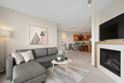 904 4888 Brentwood Drive, Burnaby, BC, Burnaby — Apartment/Condo for sale
