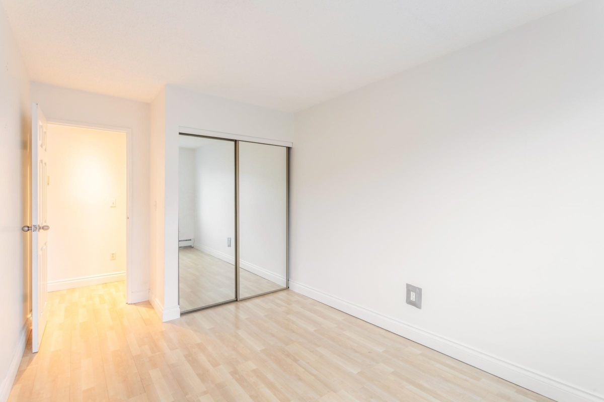 Bedroom 3 Photo of 112 240 Mahon Avenue, North Vancouver, BC