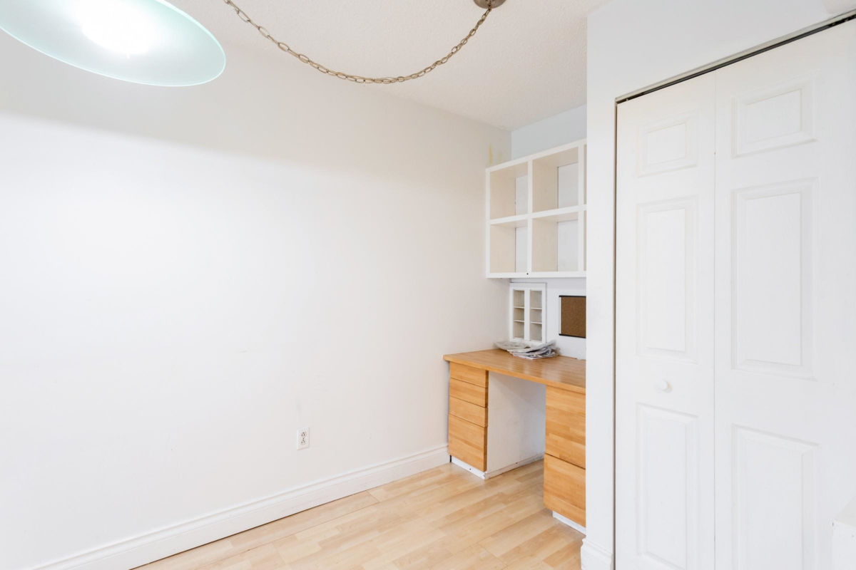 Bedroom 4 Photo of 112 240 Mahon Avenue, North Vancouver, BC