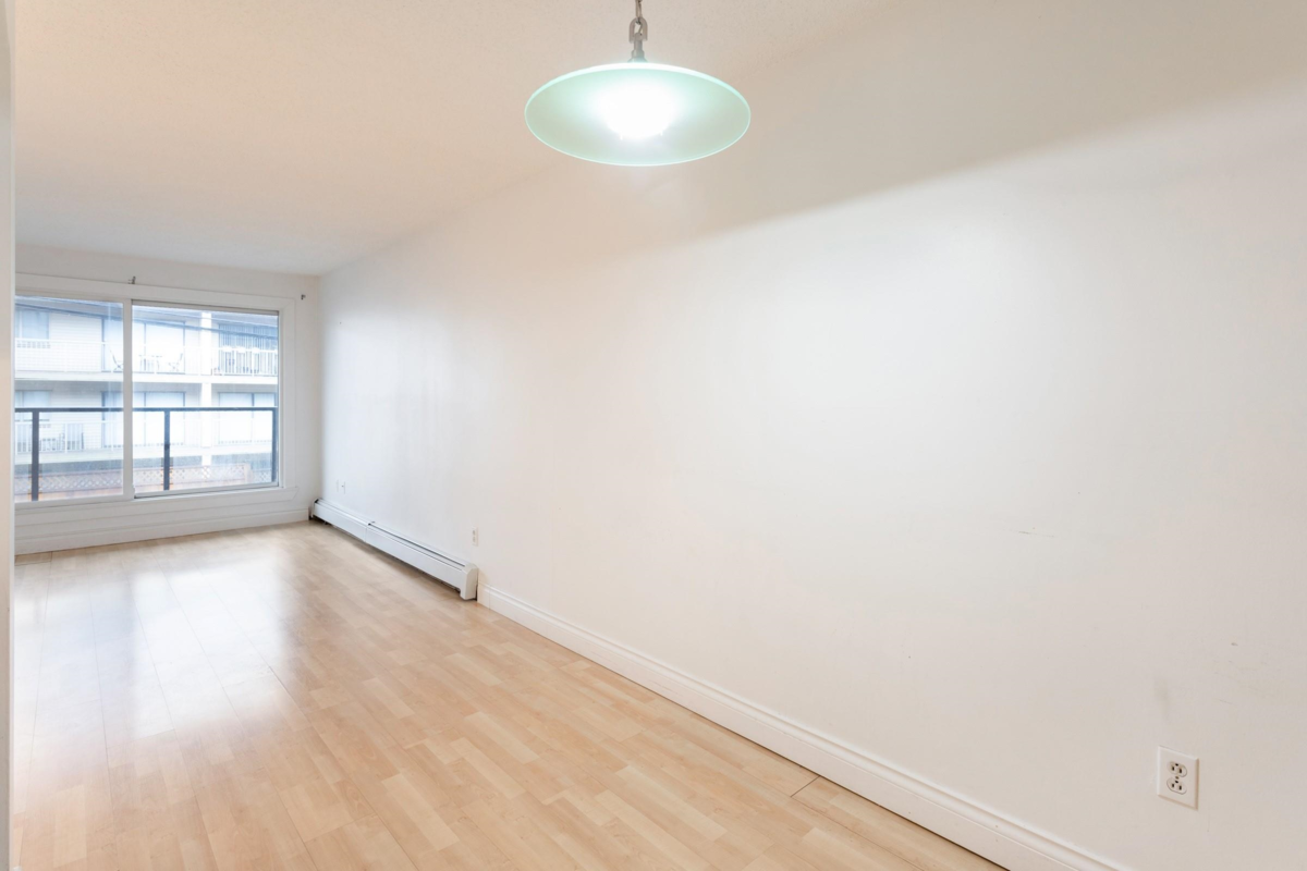 Family Room Photo of 112 240 Mahon Avenue, North Vancouver, BC