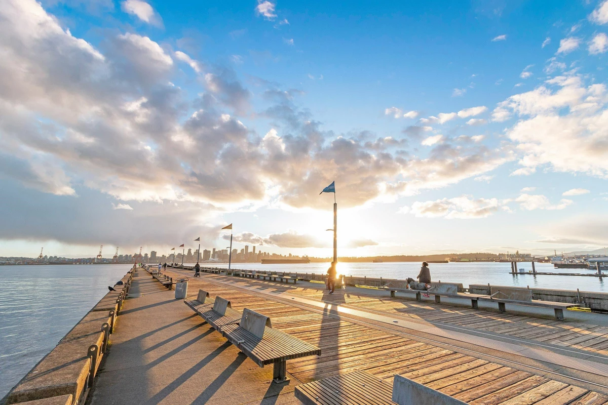 Front Yard Photo of 112 240 Mahon Avenue, North Vancouver, BC