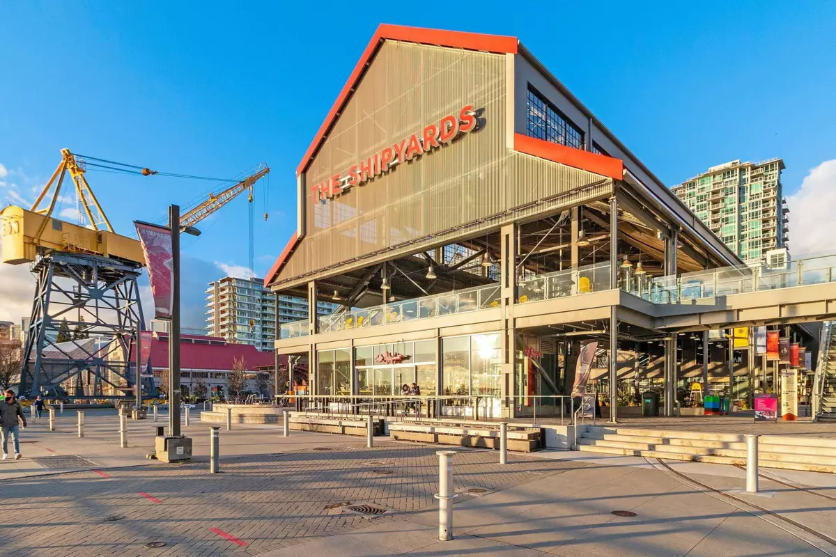 Outdoor Patio Photo of 112 240 Mahon Avenue, North Vancouver, BC