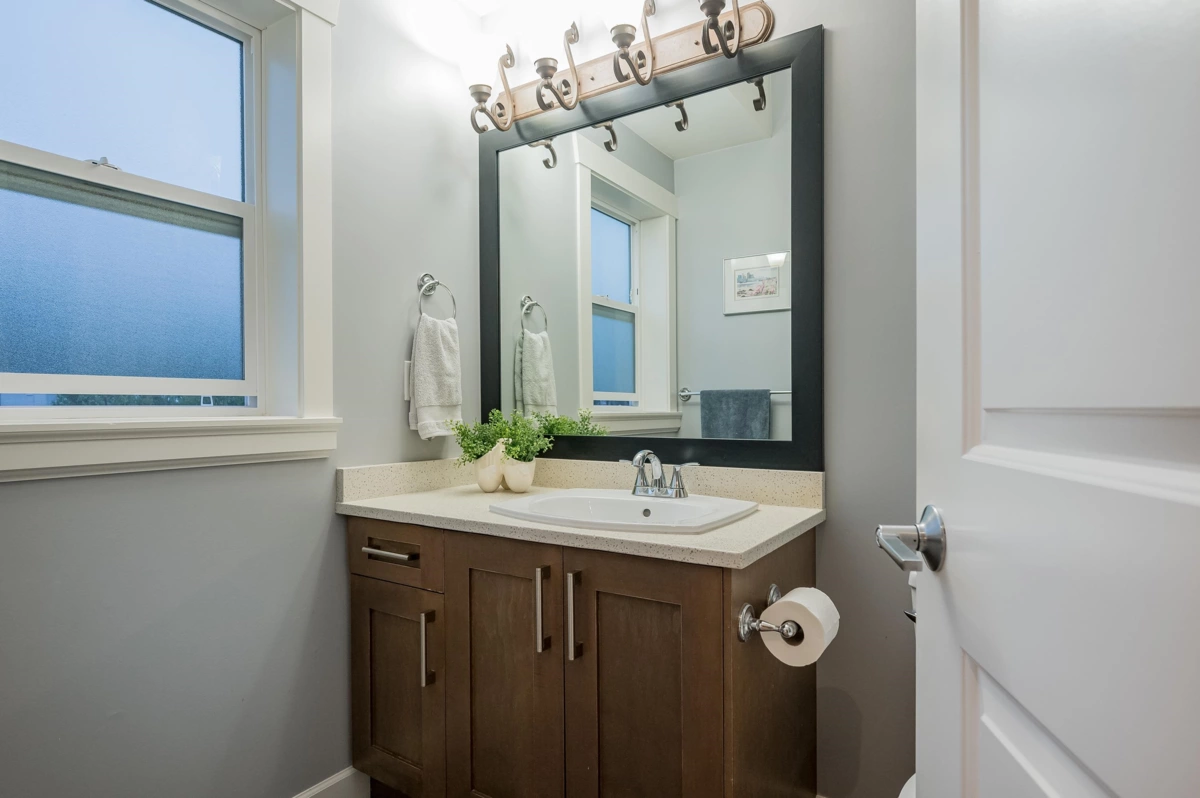 Basement Recreation Room Photo of 2 20256 98a Avenue, Langley, BC