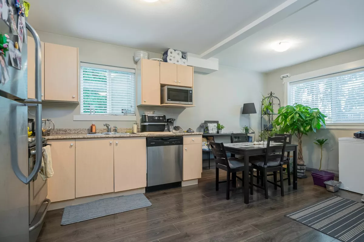 Hot Tub / Spa Photo of 2 20256 98a Avenue, Langley, BC