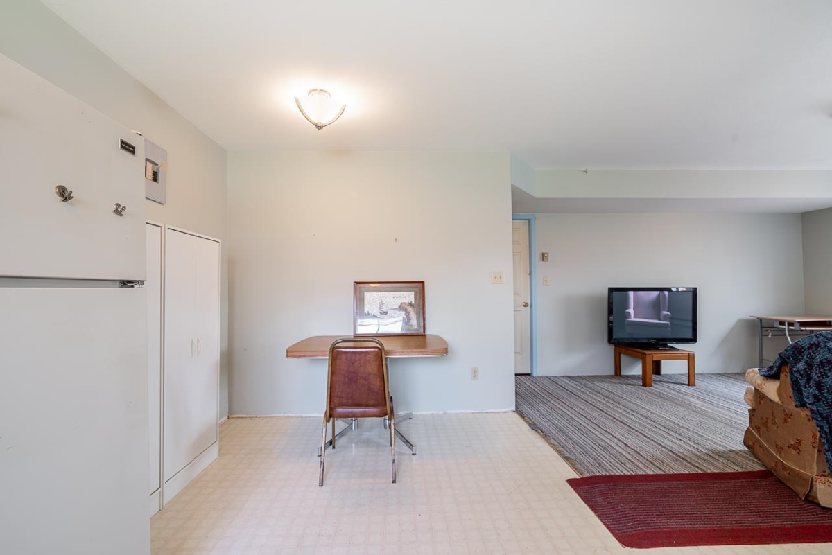 Office / Den Photo of 14317 89a Avenue, Surrey, BC