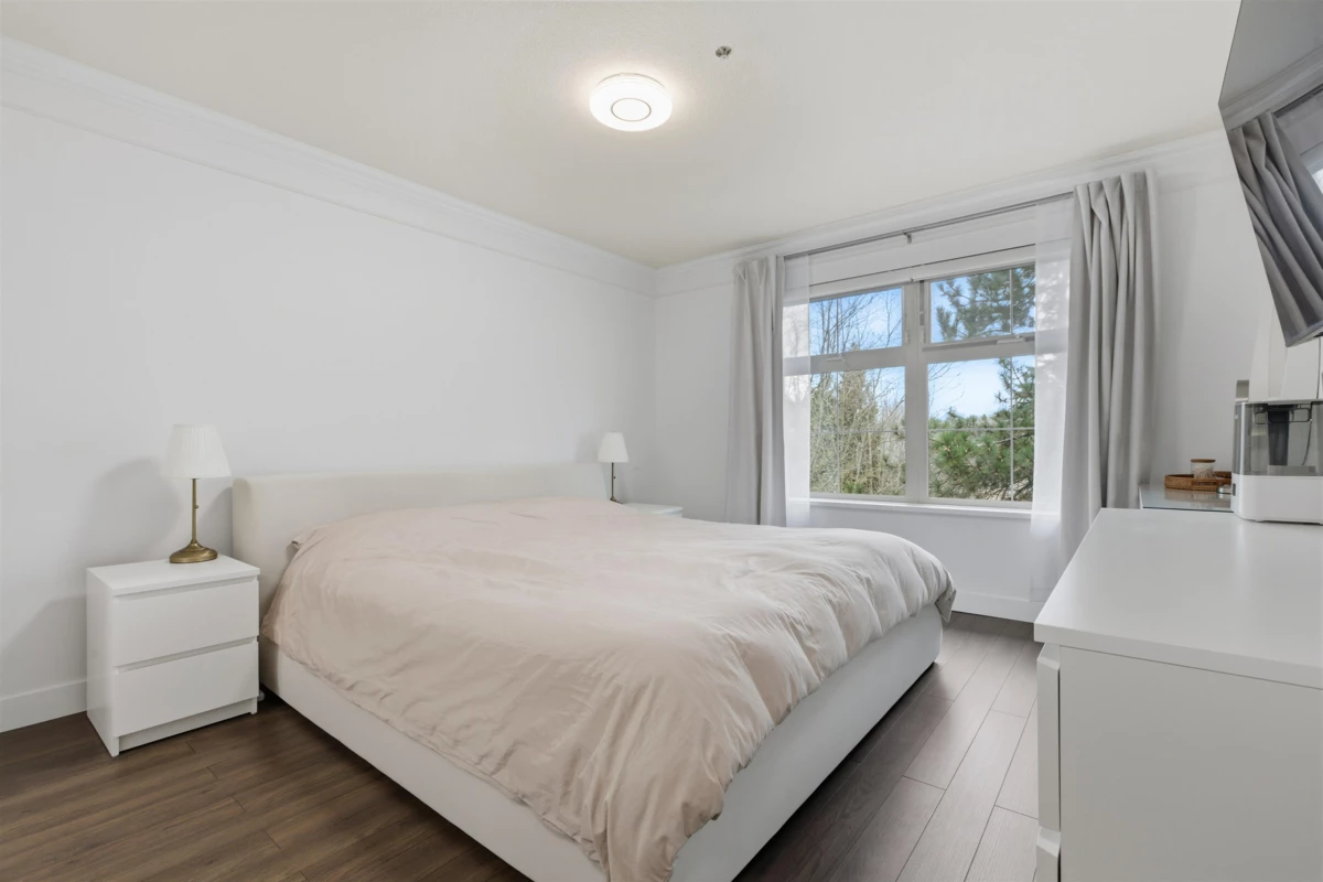 Bedroom 3 Photo of 411 15210 Guildford Drive, Surrey, BC